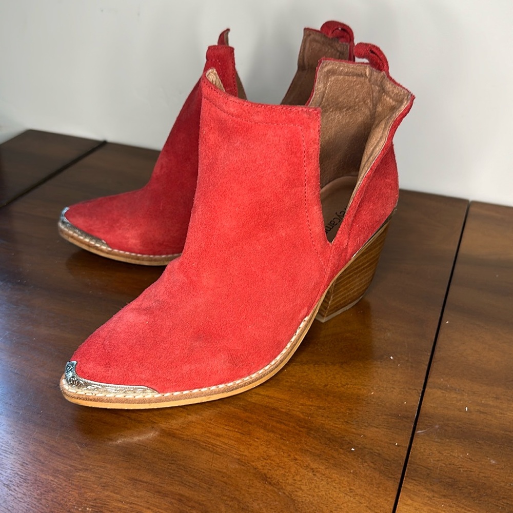 Jeffrey Campbell, red suede bootie, size 6